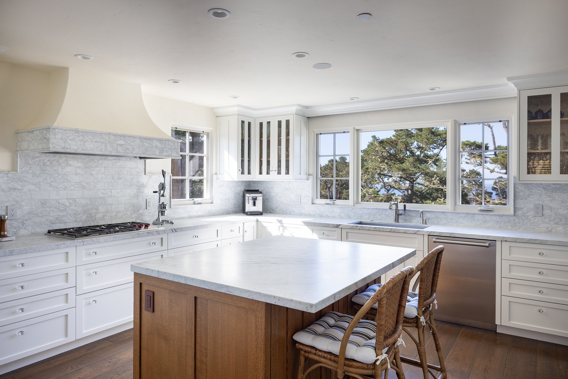 Sophisticated Carmel Woods Living
