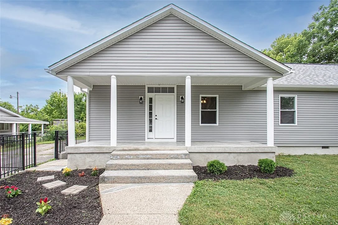 232 Hanna Ave