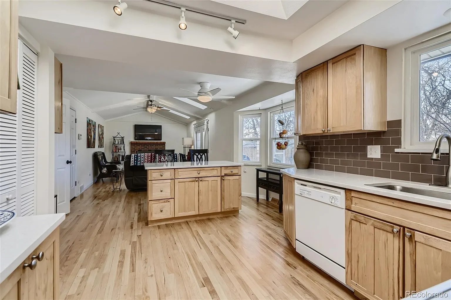 3069 S Dayton Ct