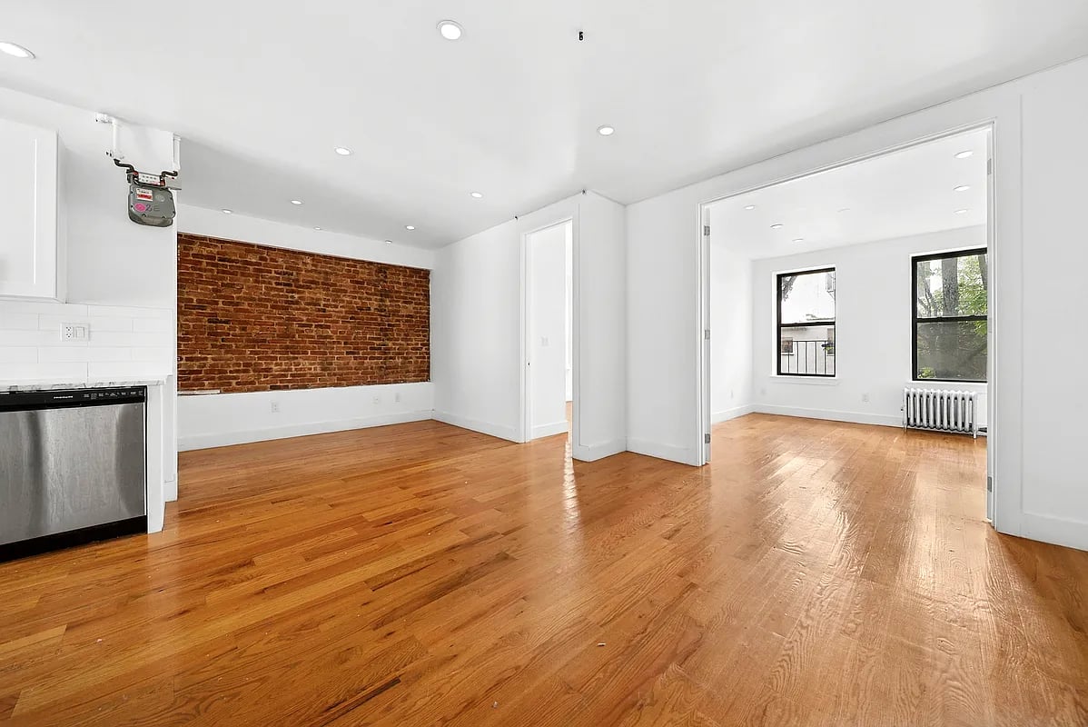 684 Riverside Drive 2E