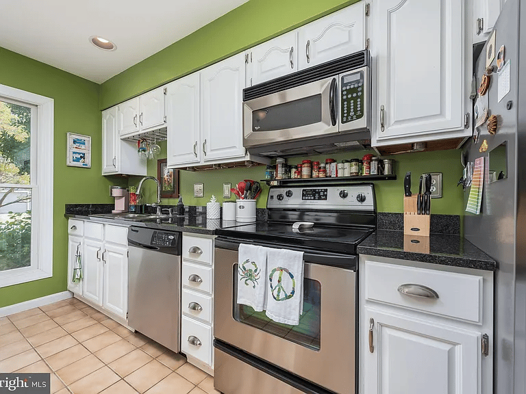 2940 Winters Chase Way