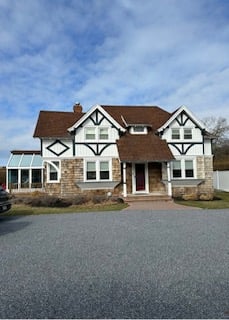 Jaw-Dropping 1800s House Defies Modern Standards