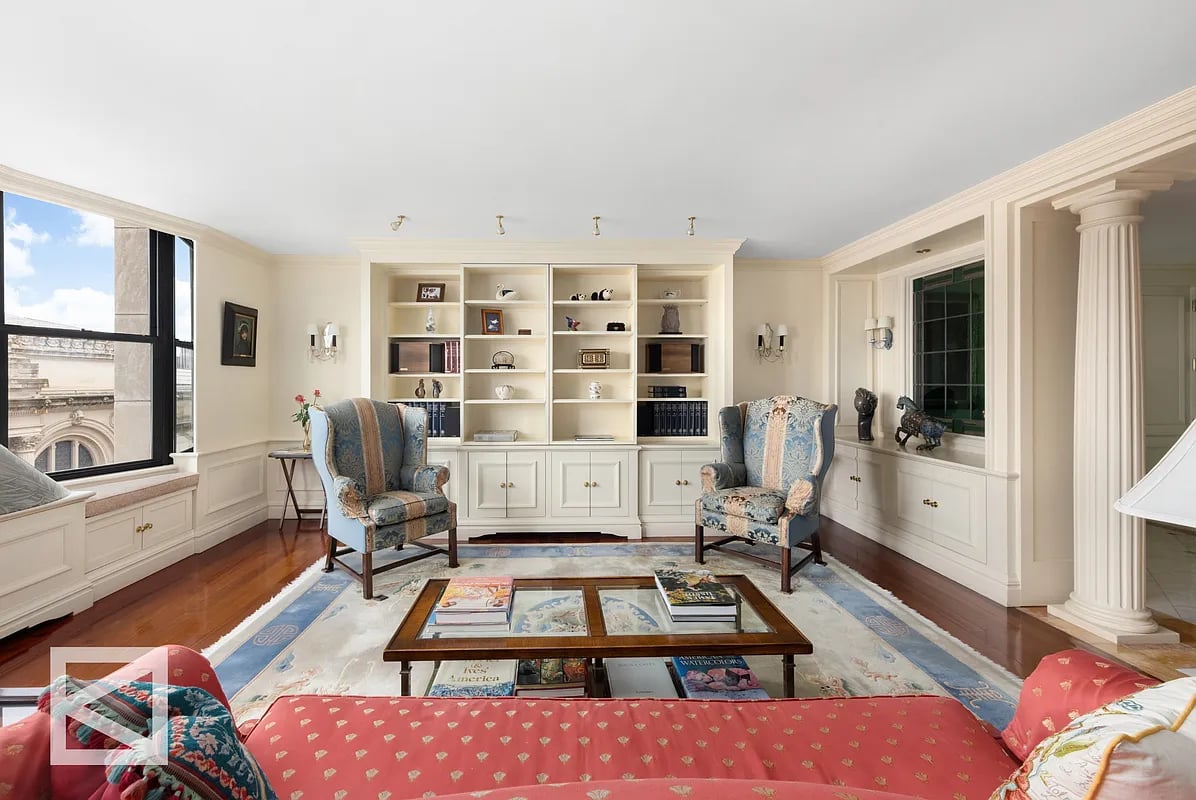 1001 Fifth Ave #9C