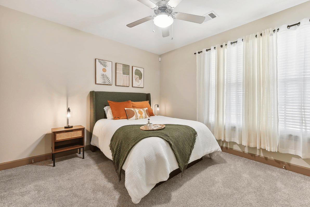 Up to 8 Weeks Free on select units with 12+ month leases