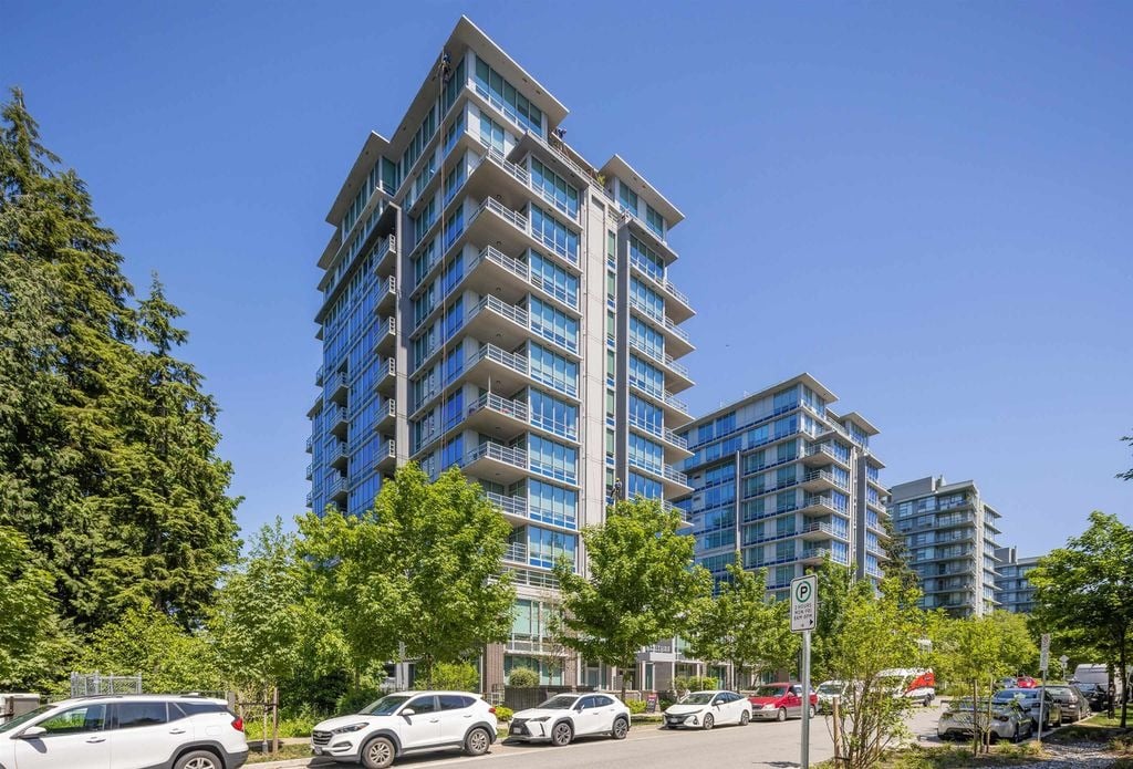 9060 University Cres, #509