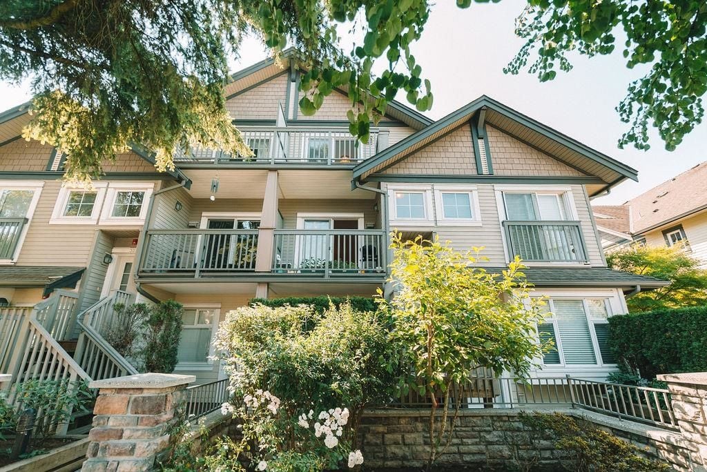 4468 Albert St, #307