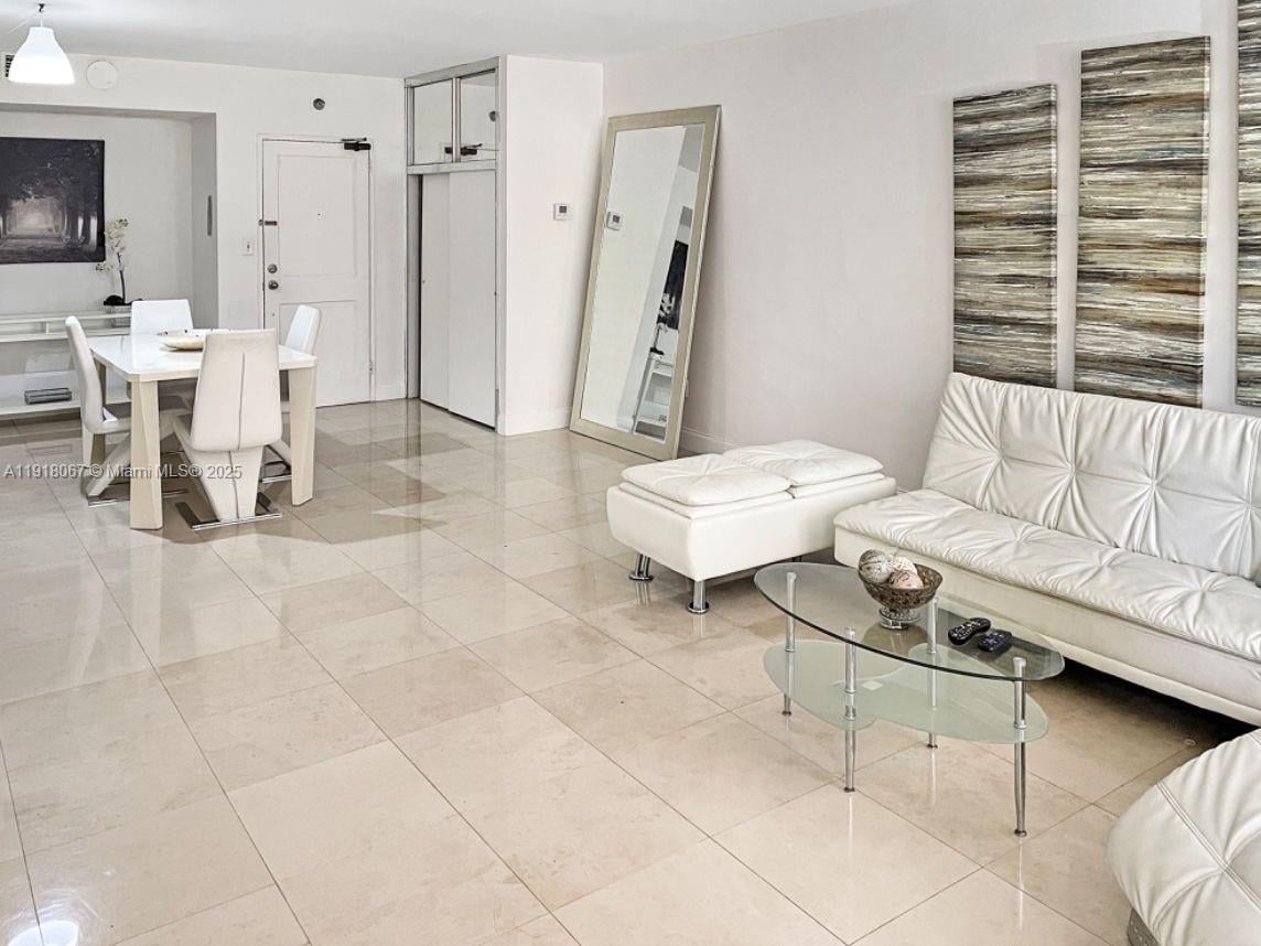 The Plaza Of Bal Harbour, Unit 315