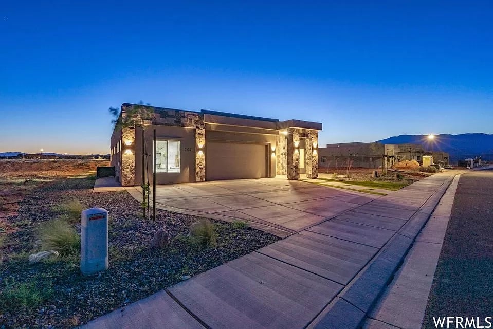 HIDEAWAY RETREAT