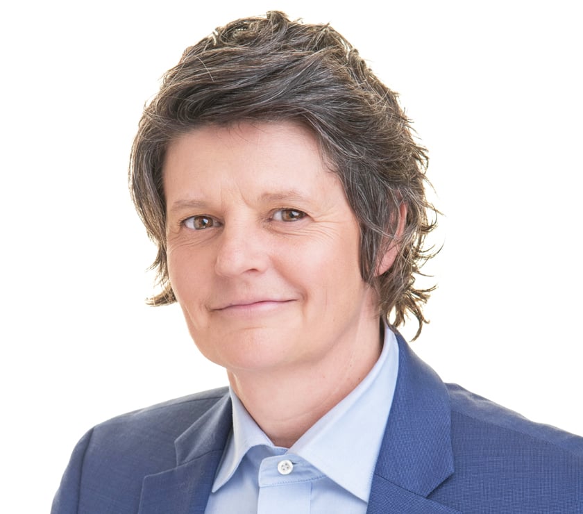 Sara St Martin Lynne