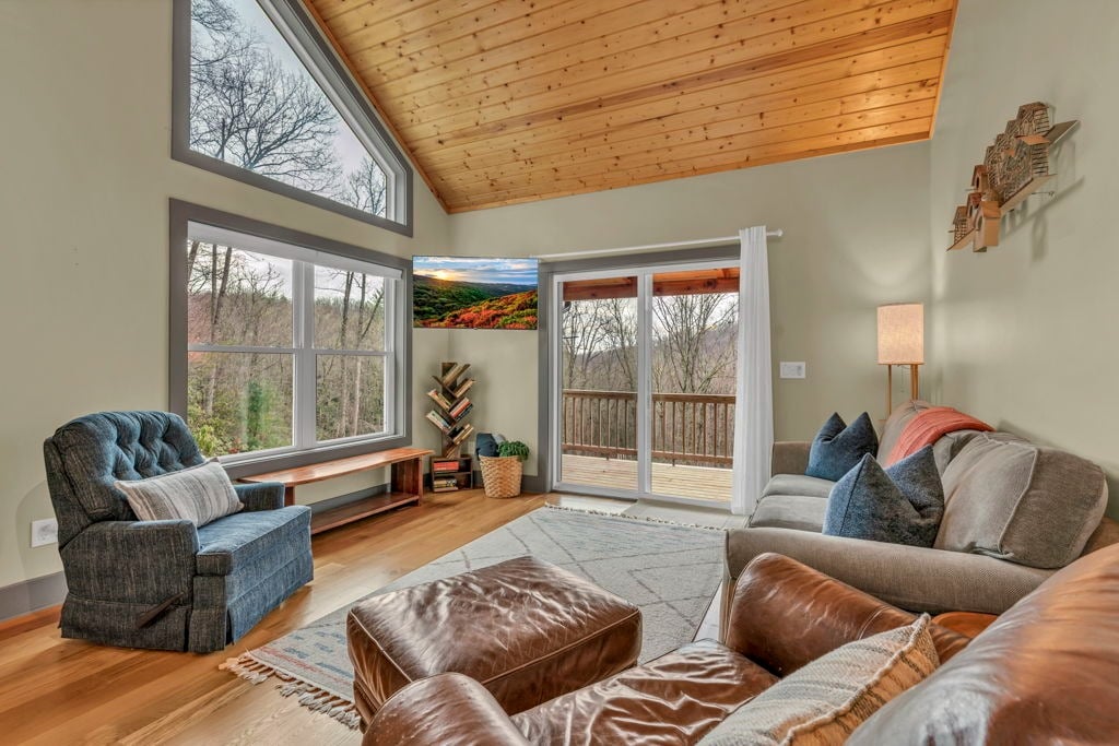 Trailside Cabin