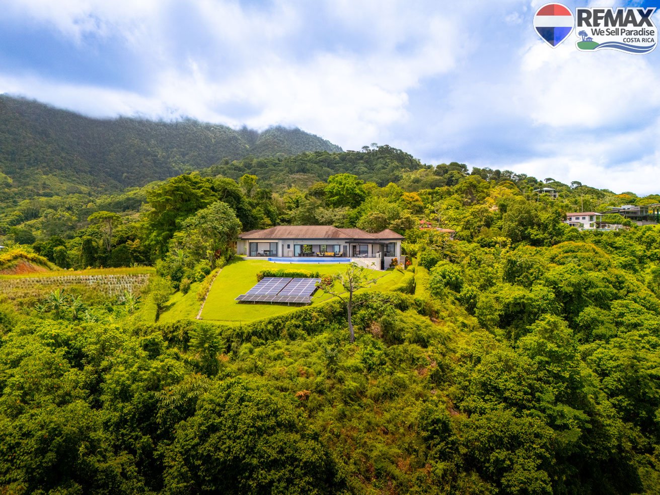 Luxury Ocean View Home in Ojochal Costa Rica | Infinity Pool & Sunset Views