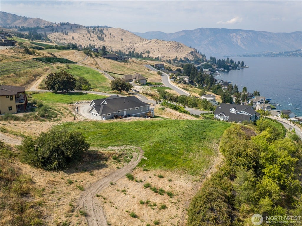 275 Bene Vista Ln