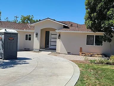 2777 Richland Ave