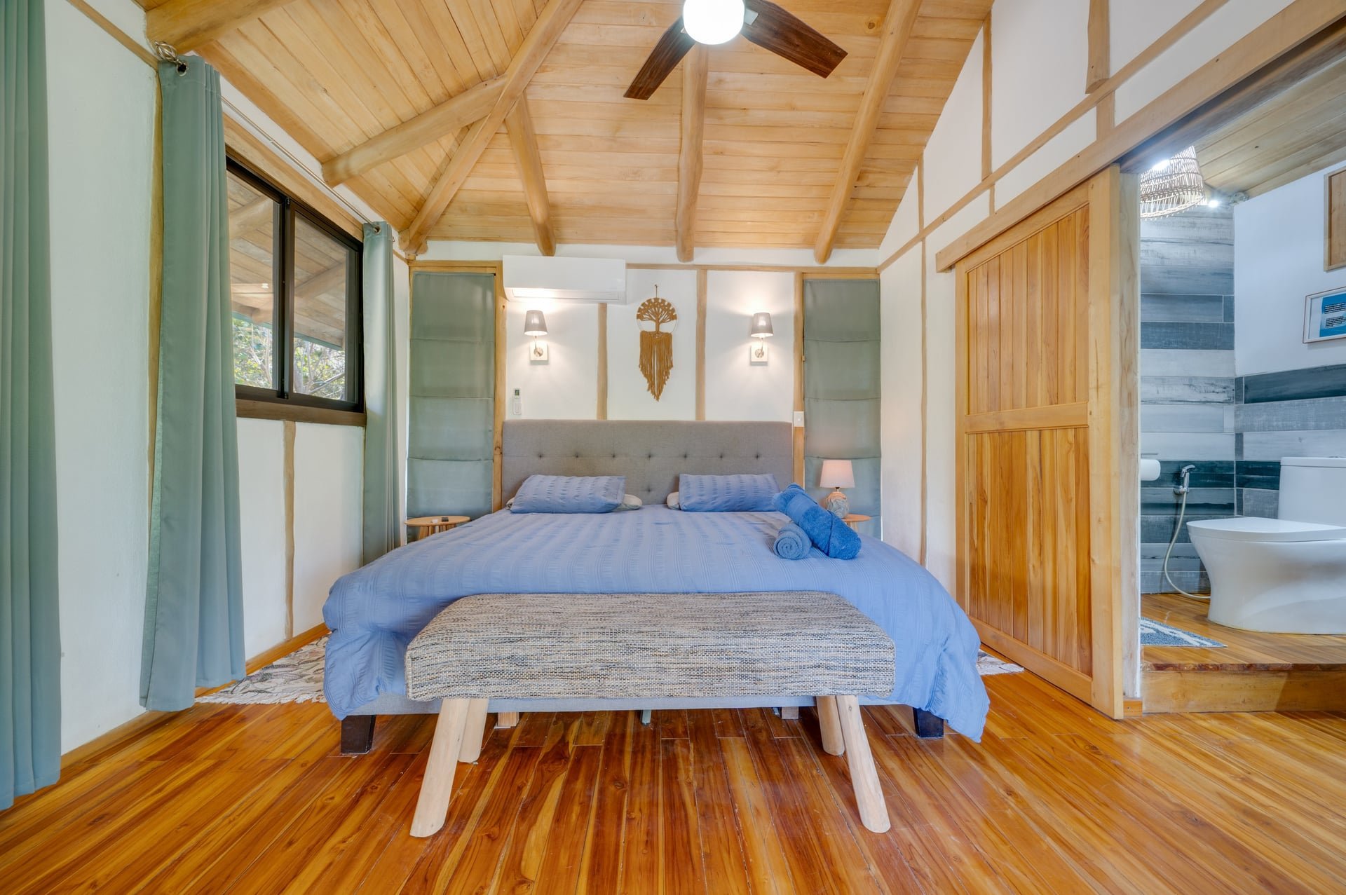Tropical Lodge | Income-Producing Residential & Commercial Property Near Playa Grande