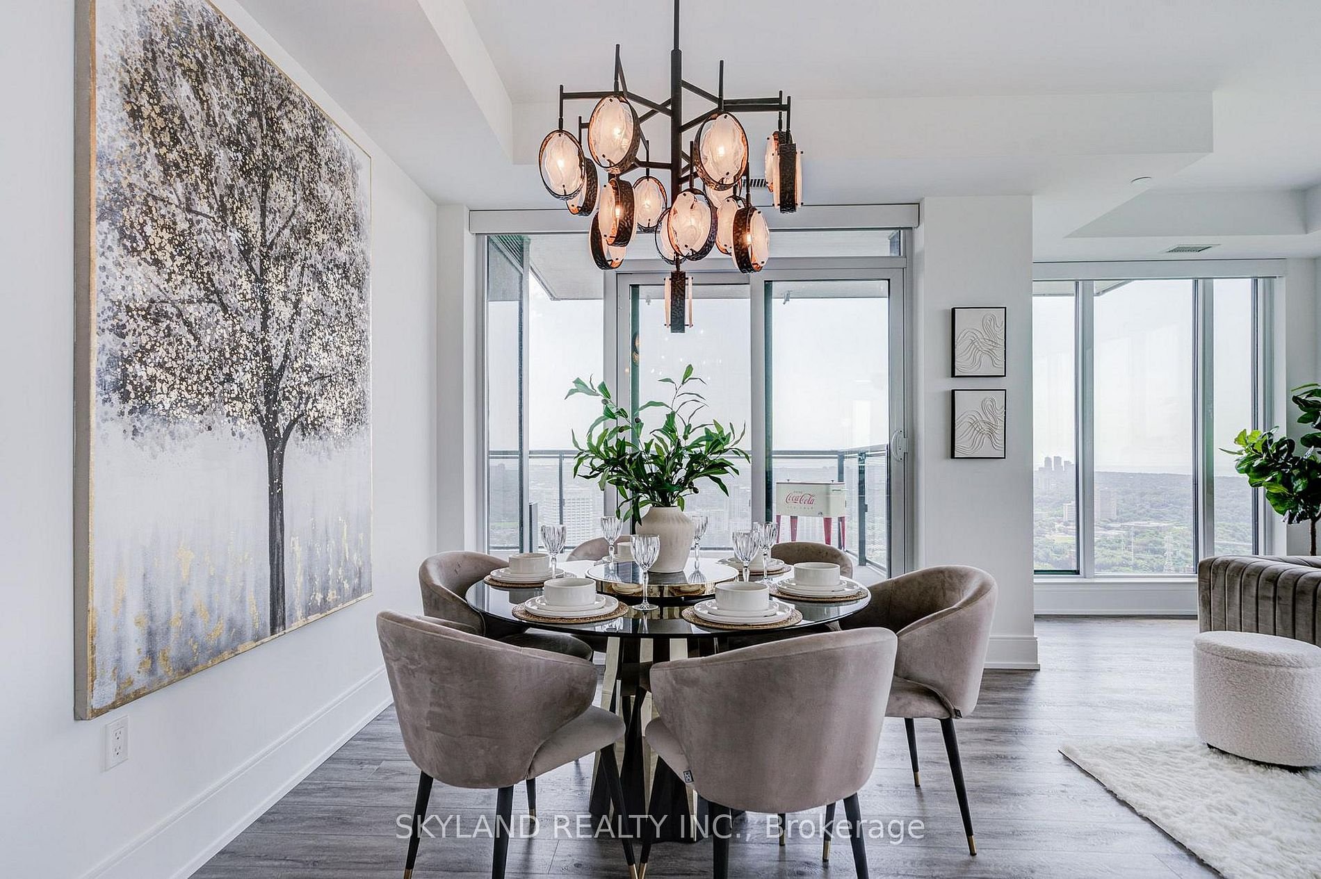 LUXURY IN TRIDEL