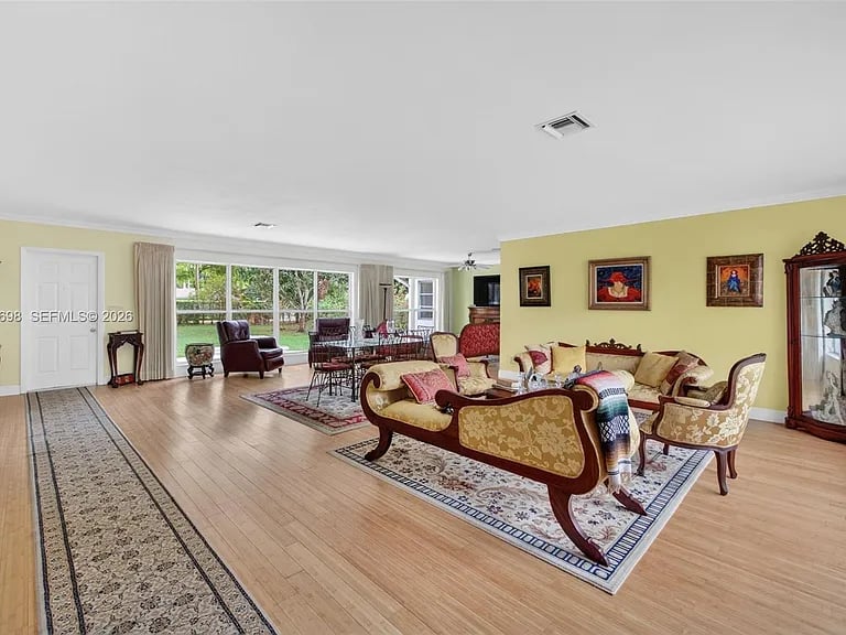 6020 Almond Ter