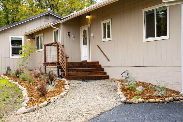 Cedar Creek Retreat