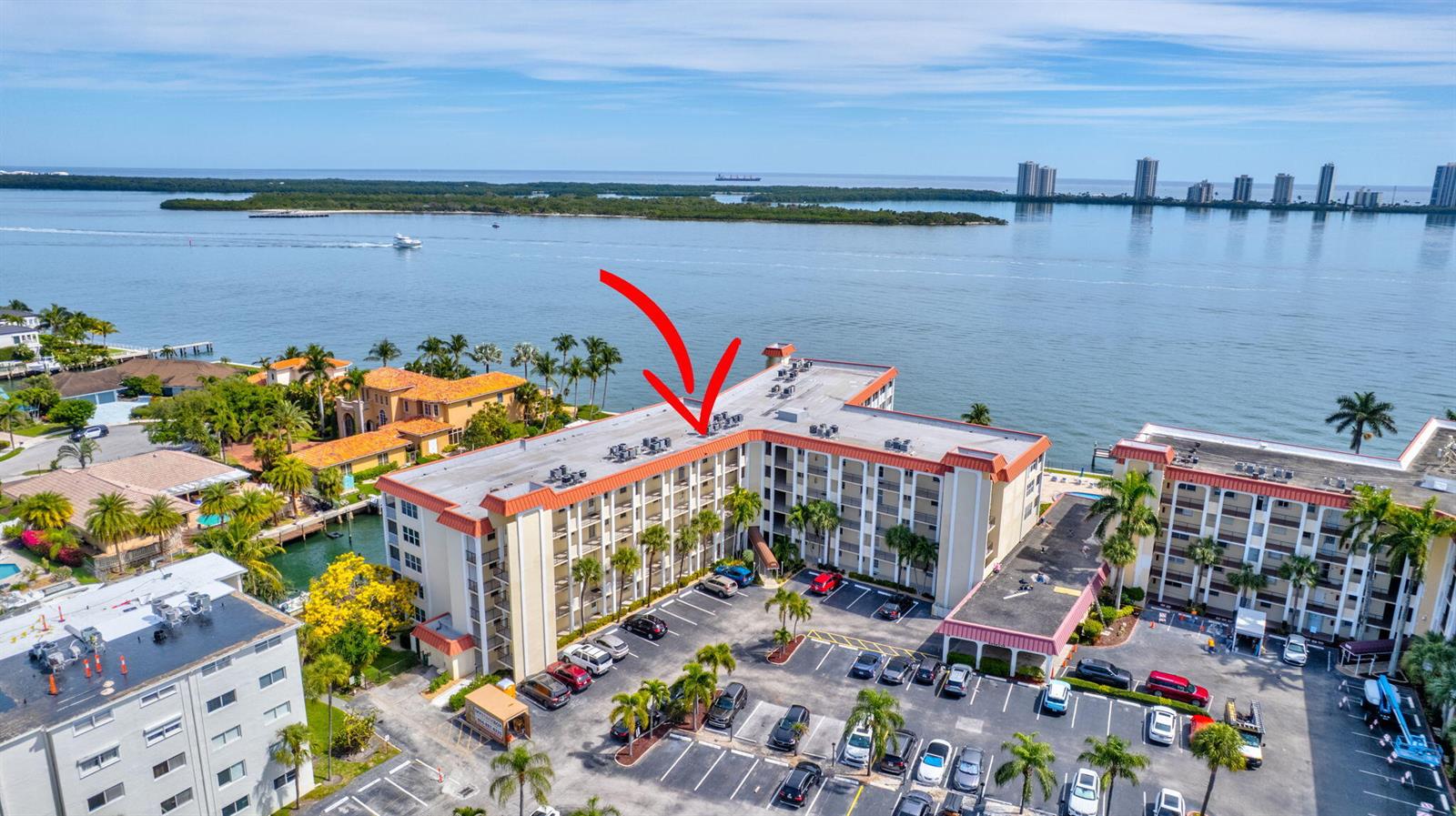 105 Paradise Harbour Boulevard #109