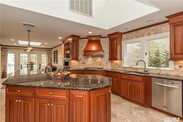 17 Mallard Dr