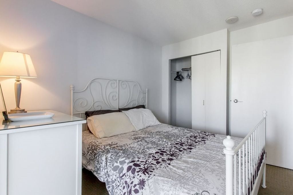 610 Granville St, #2309