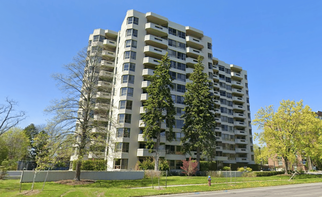 Lakewinds: 1201 North Shore Blvd East, Burlington, ON