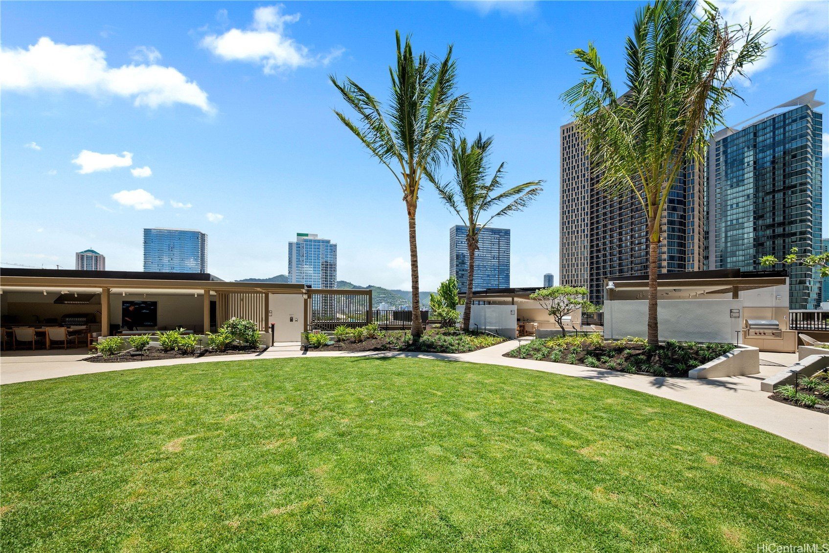333 Ward Avenue #1713