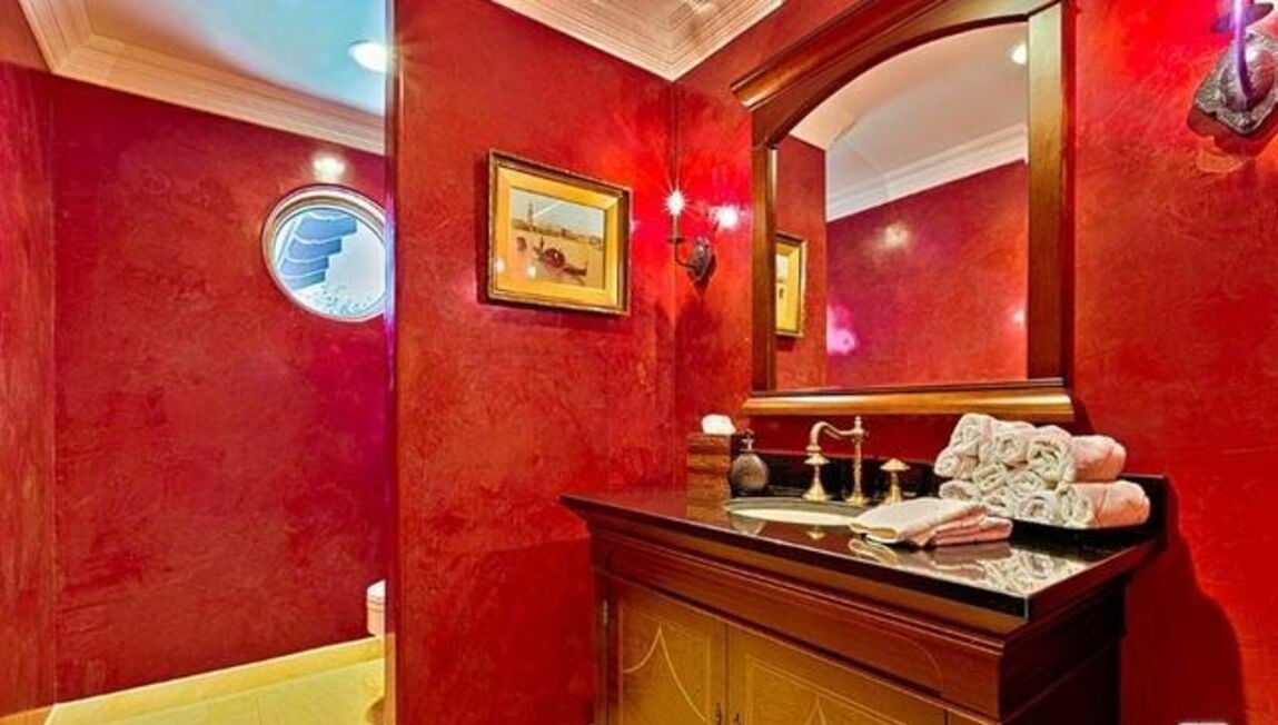 Zenith Crest, Summit Cir, 90210