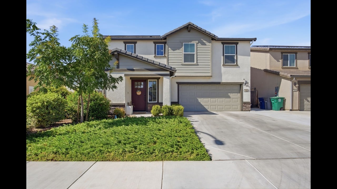  5BD 3BA Immaculate 2 Story for sale, Los Banos, CA