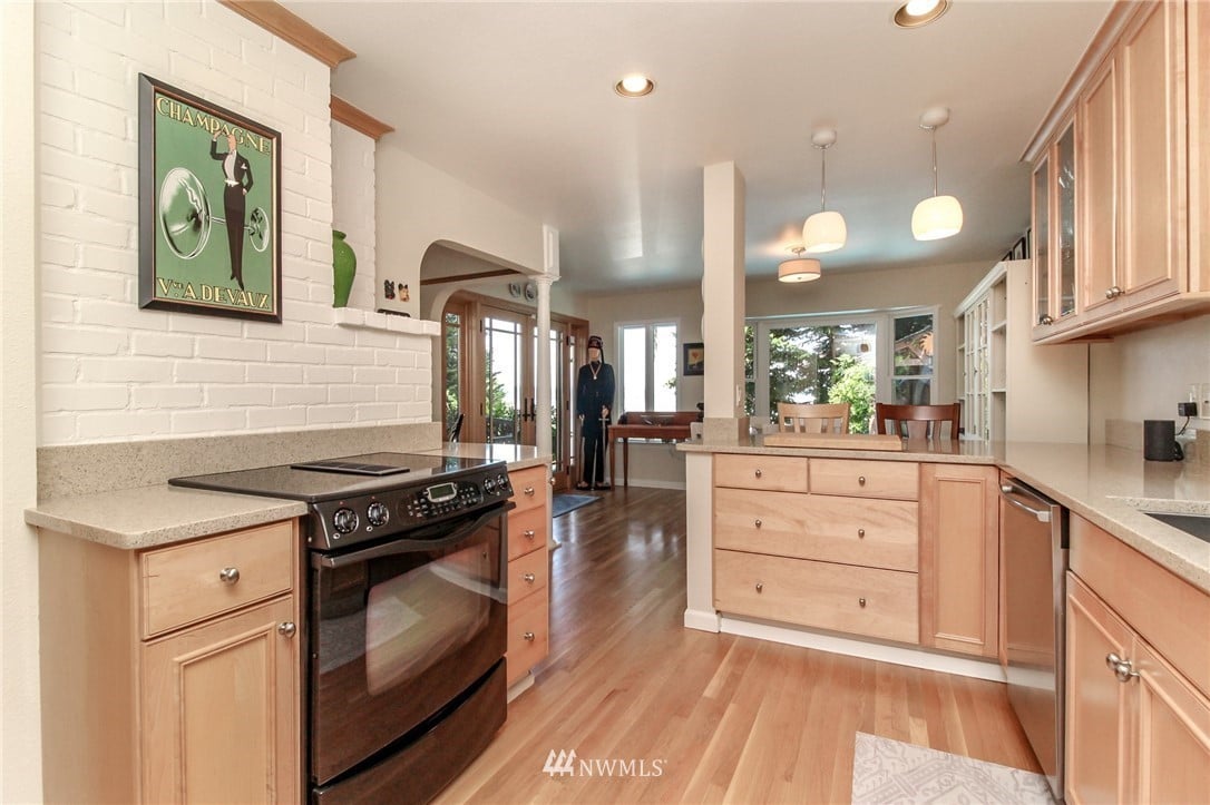 31060 53rd Ave SW