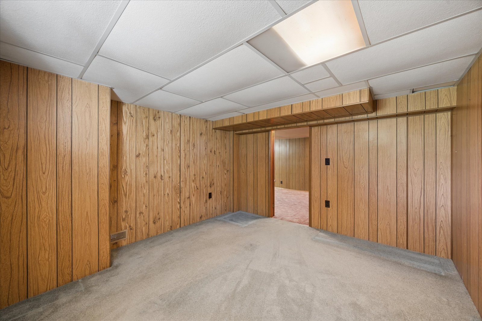 139 Elinor Avenue, Toronto