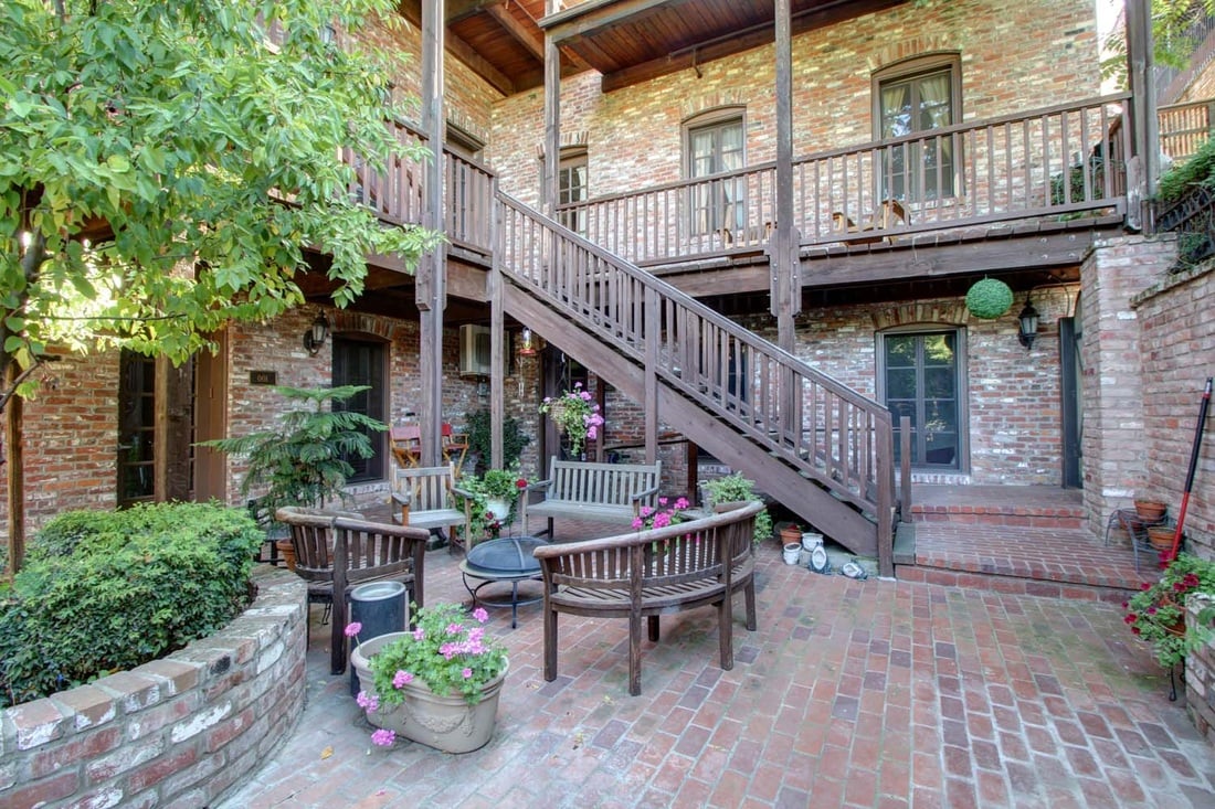 Sold! Gorgeous Loft in Old Sac!