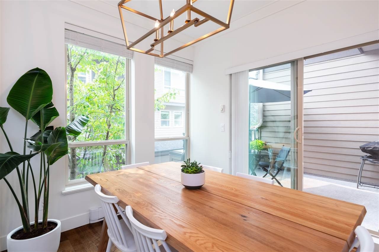 897 Premier St, #17