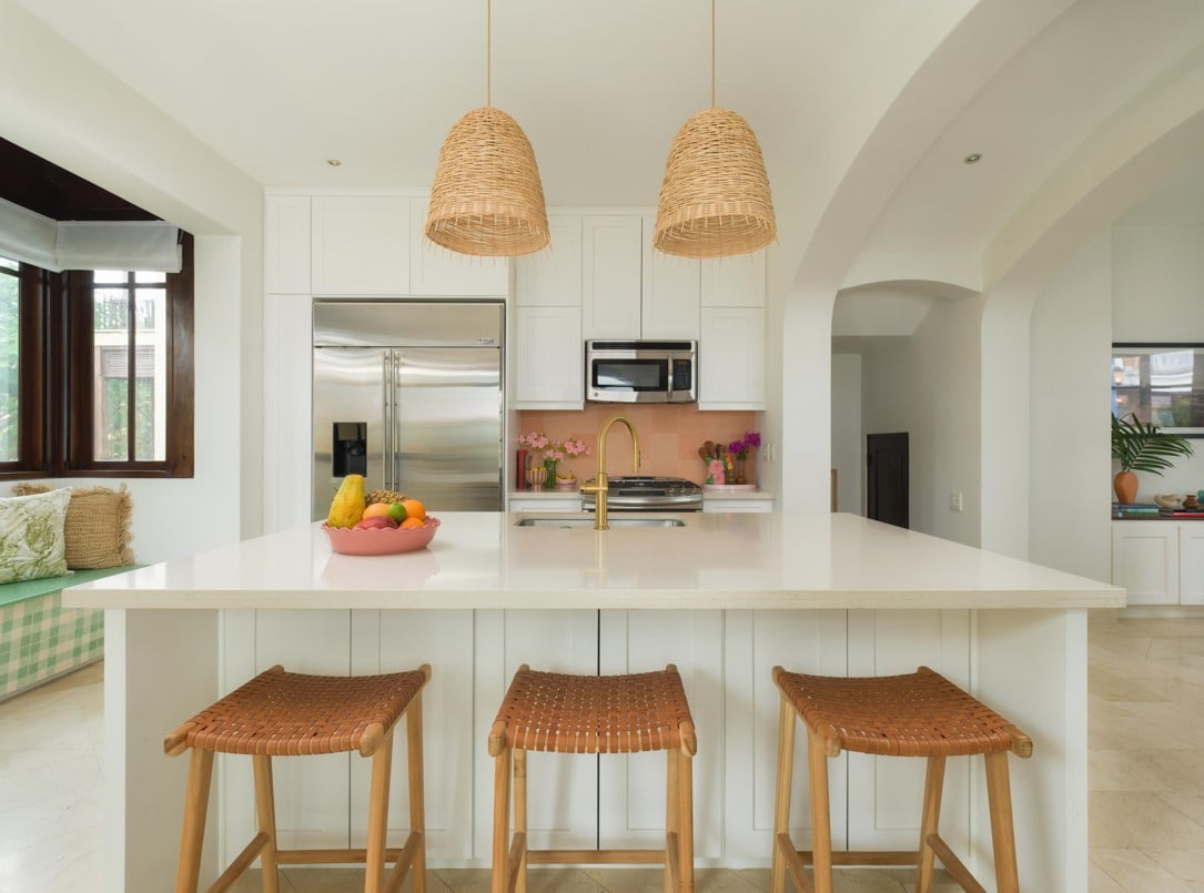 16 Calle La Ronda | Stylish Renovated Home with Plunge Pool in Beach Town – Steps from Playa Danta