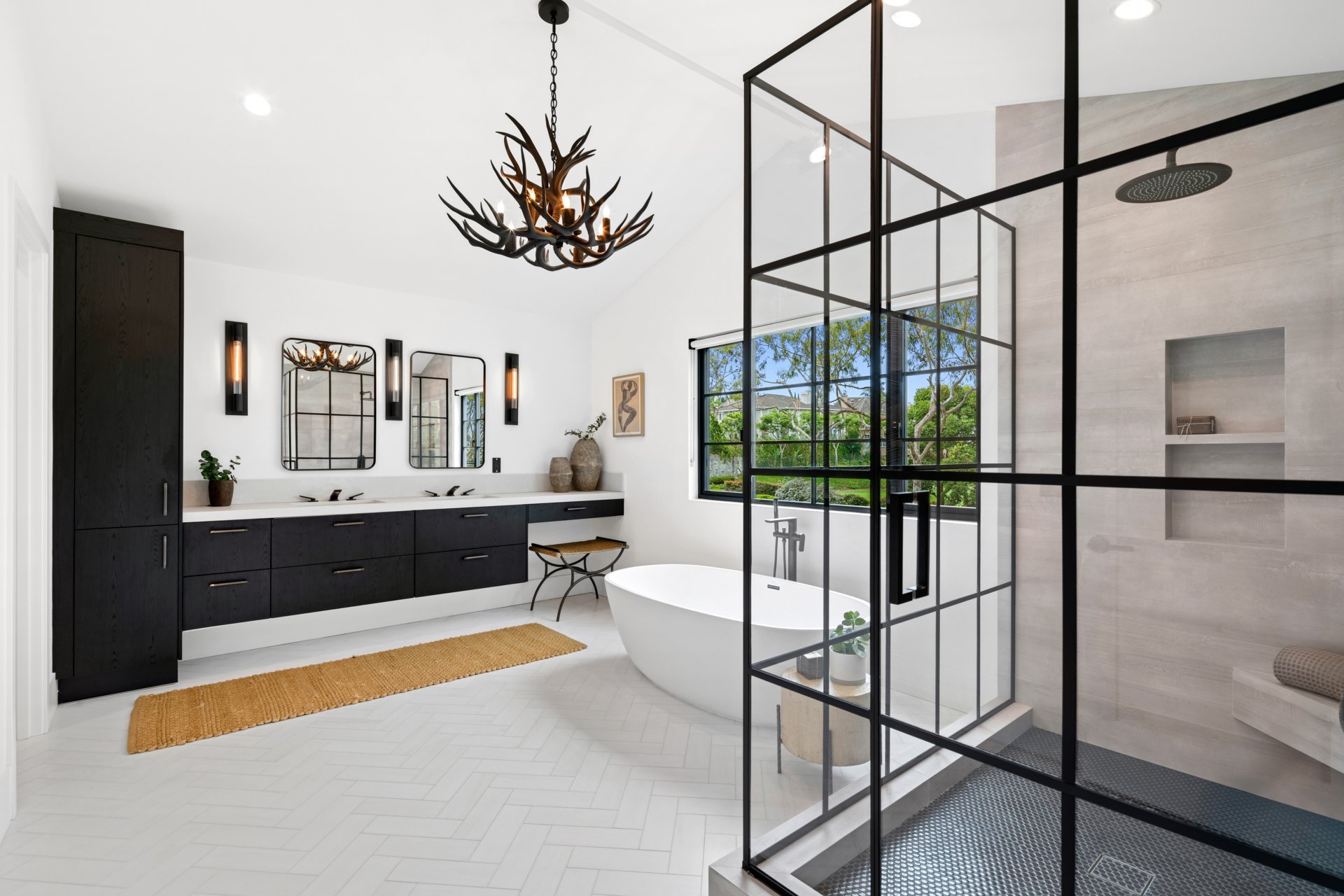 2207 Port Harwick Place