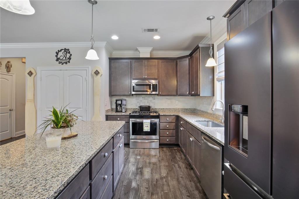 533 Ruelle Ct