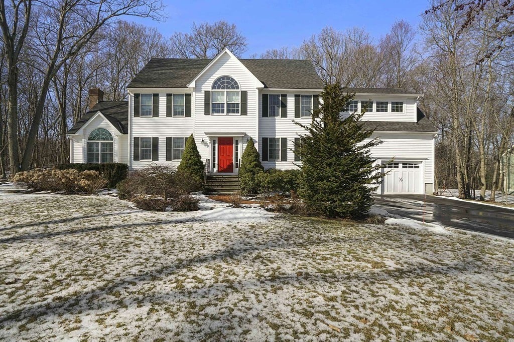 31 Blueberry Ln