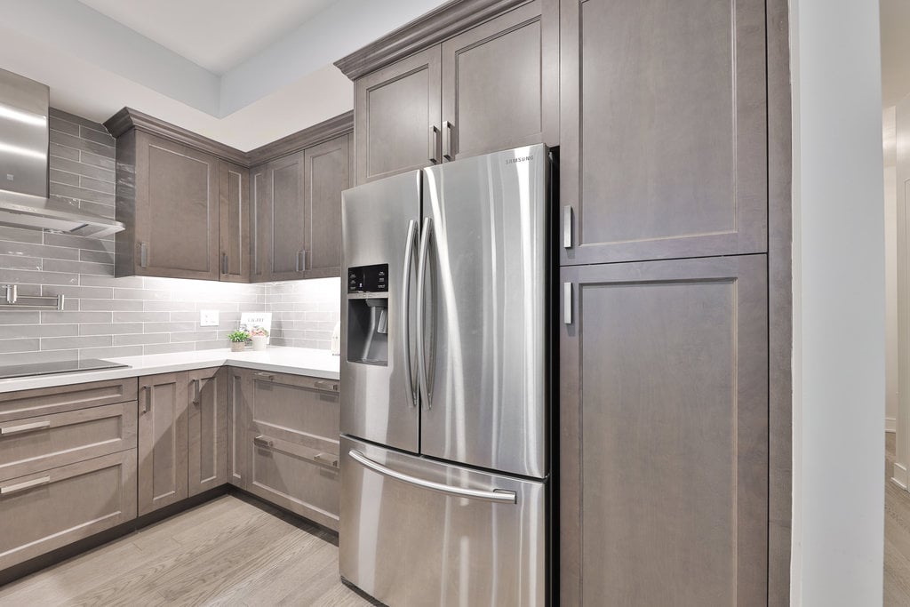 GR17-1575 Lakeshore Rd W