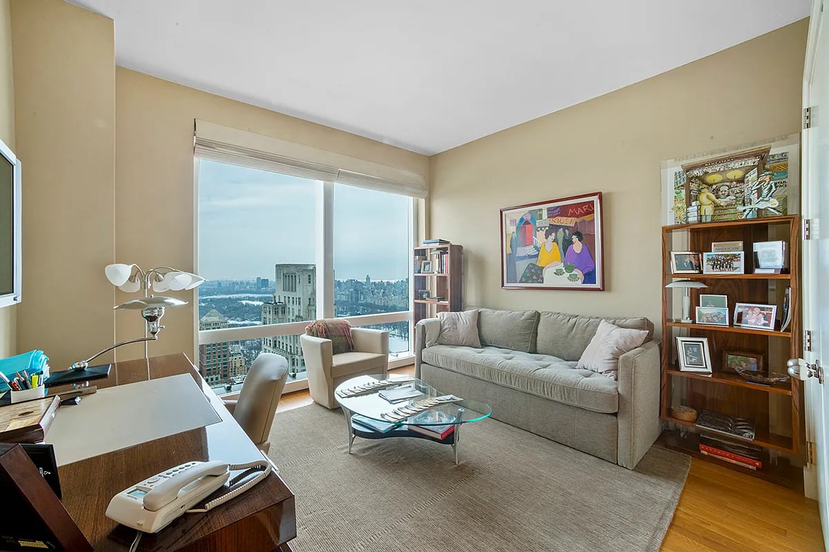 80 Columbus Cir, #67A