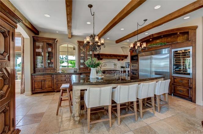 18812 Ridgeview Cir