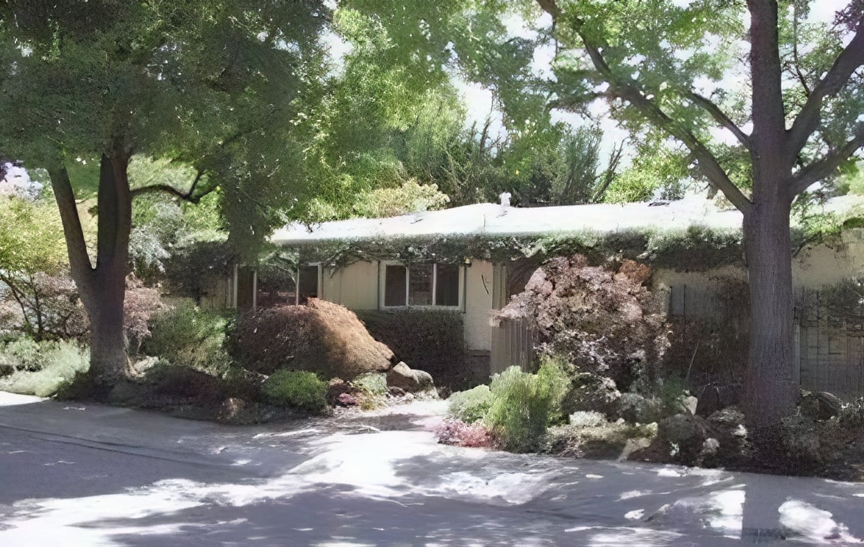 471 Sherwood Way