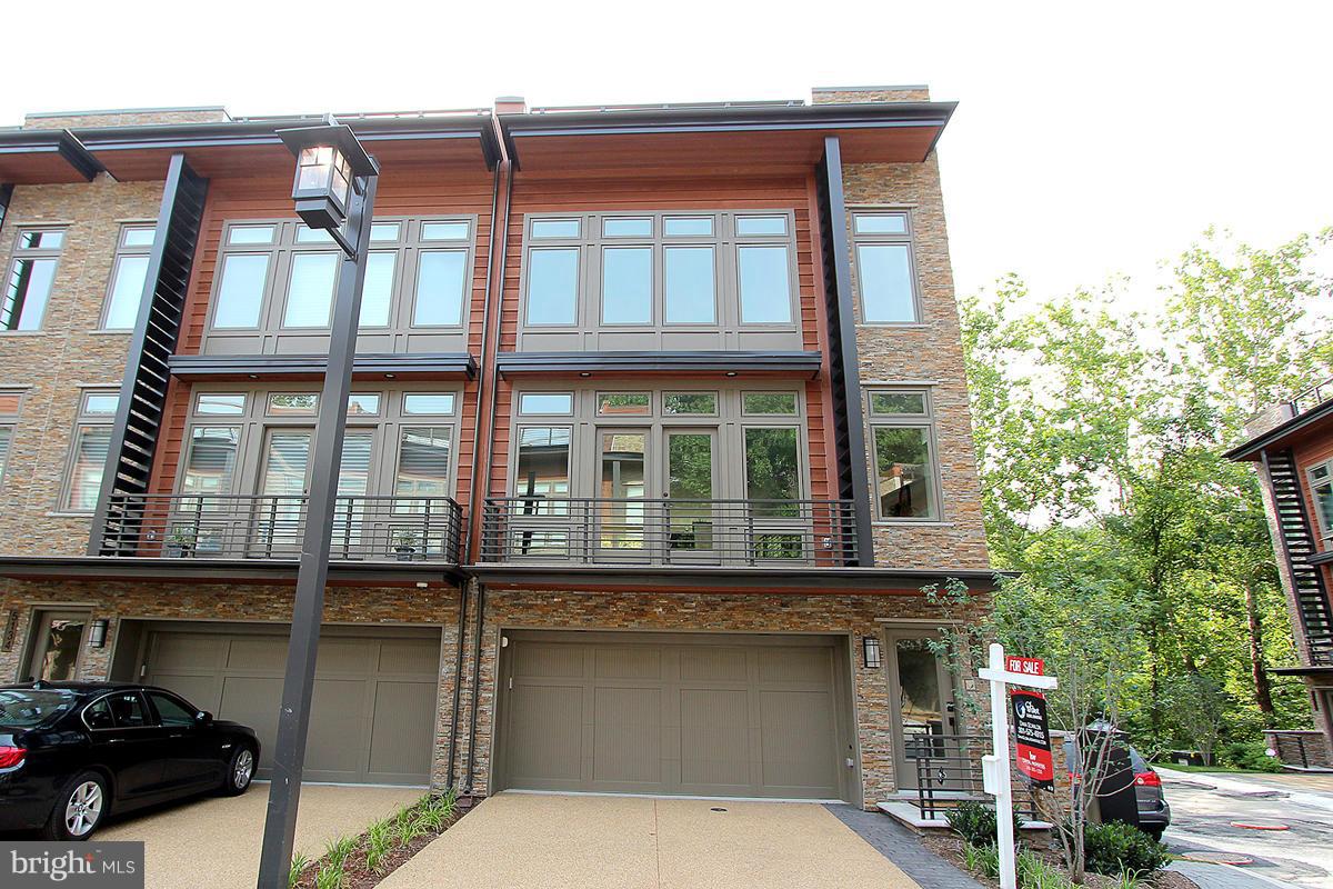 5136 Willet Bridge Rd, Bethesda, MD 20816