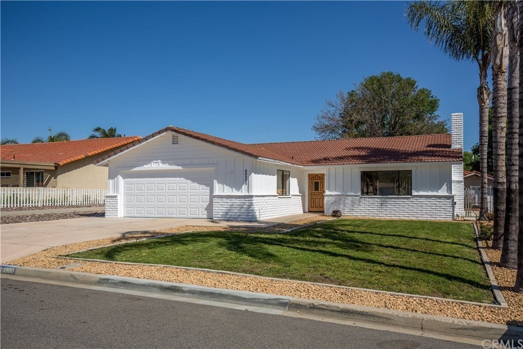 23900 Outrigger Dr