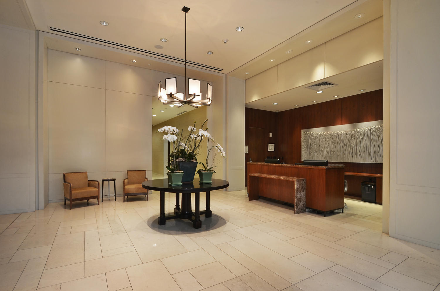 200 Congress Avenue #15A