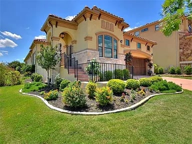 101 Desert Forest Ct