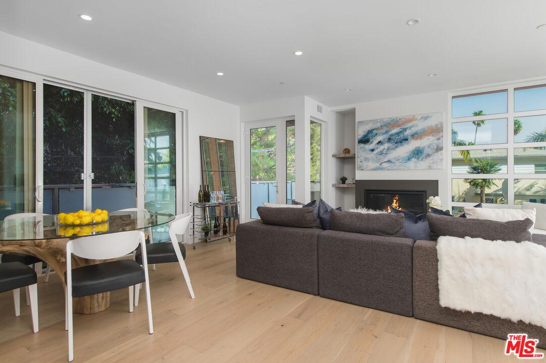 1367 N Alta Vista Unit: 301