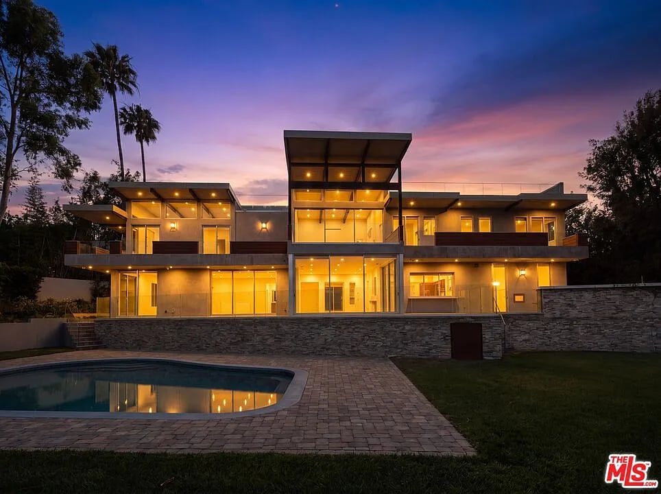770 Paseo Miramar