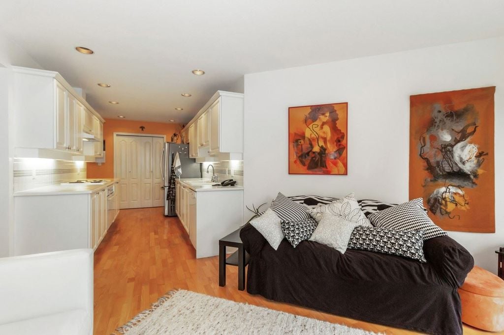 1500 Ostler Ct, #204