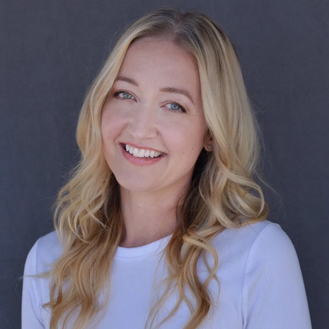 Brooke Holt Morro Bay, CA Real Estate Agent Headshot