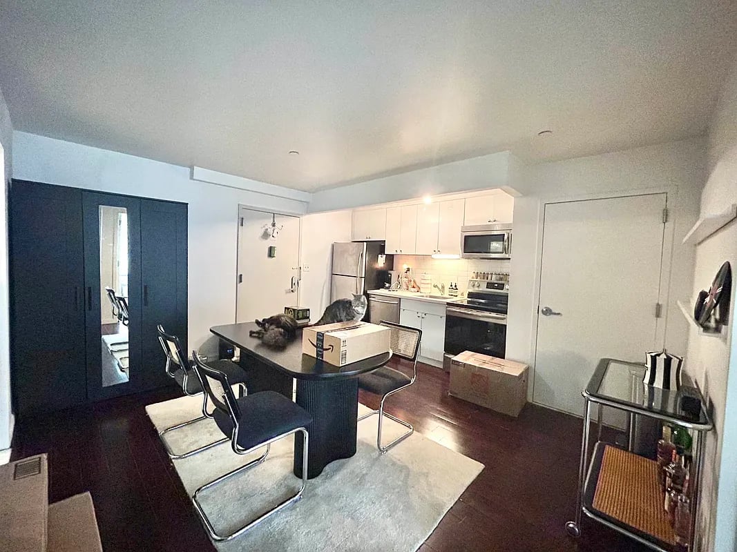 286 Stanhope Street #4F