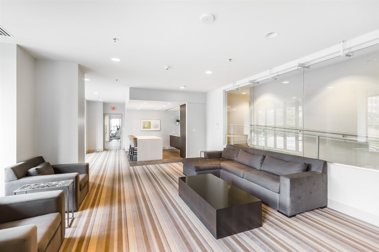 1028 Barclay St, #1406